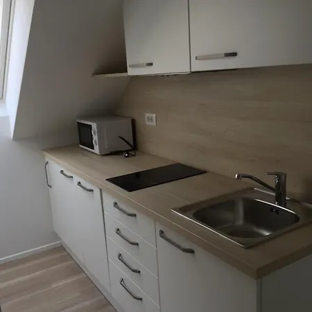 Kirhouse * Bohinjska Bela